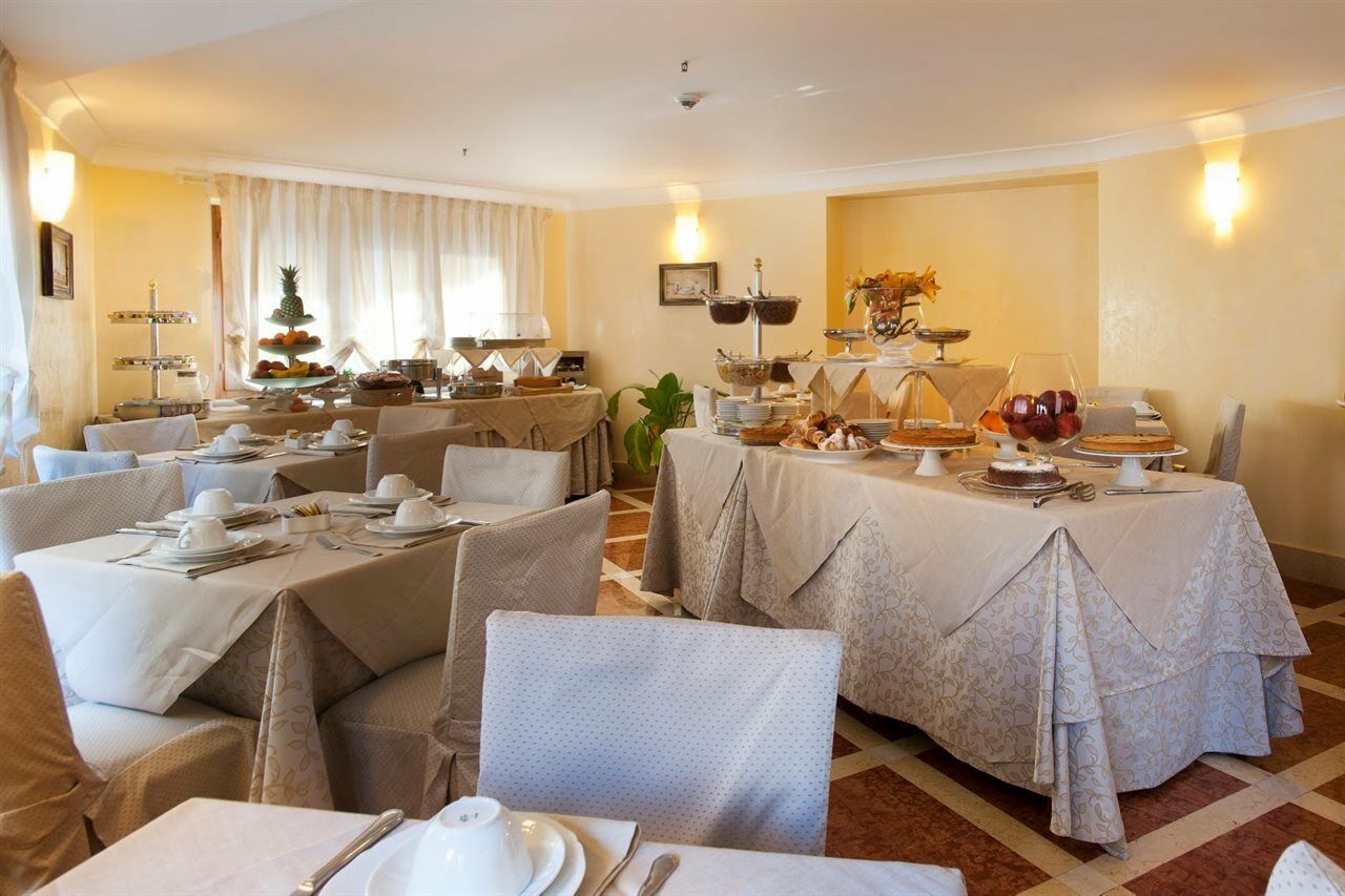 Hotel Vecchio Borgo Палермо Екстериор снимка